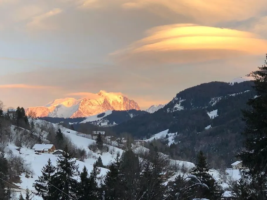 Chalet L'Abri Saint-Nicolas-la-Chapelle   Saint-Nicolas-la-Chapelle (Savoie)