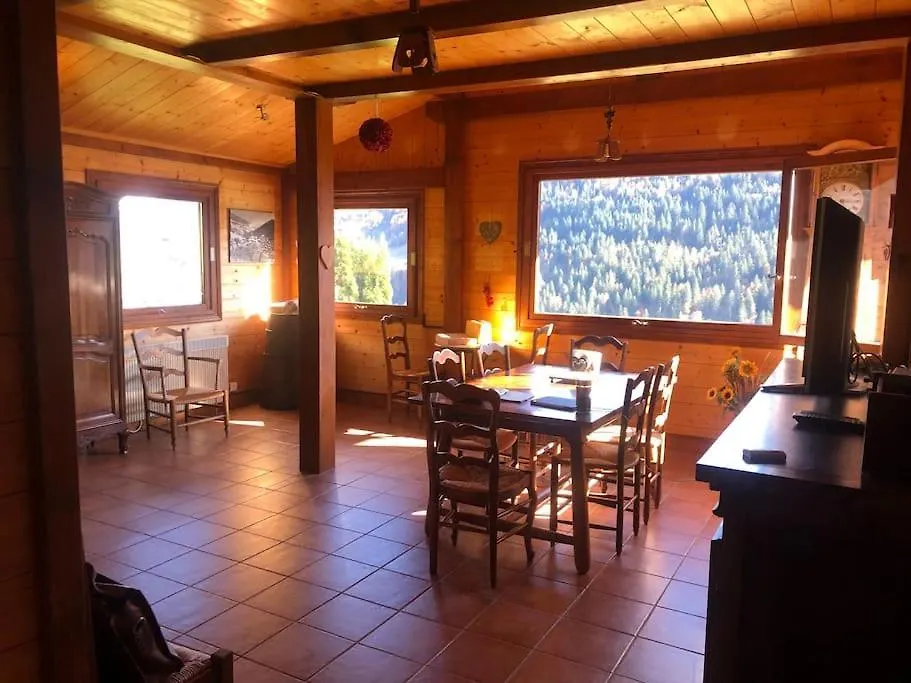 Chalet L'Abri Saint-Nicolas-la-Chapelle   Saint-Nicolas-la-Chapelle (Savoie)